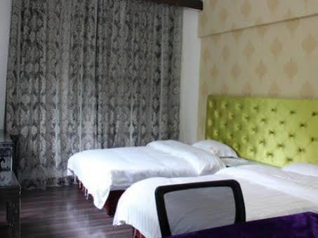 Guilin Jingyi Hotel エクステリア 写真